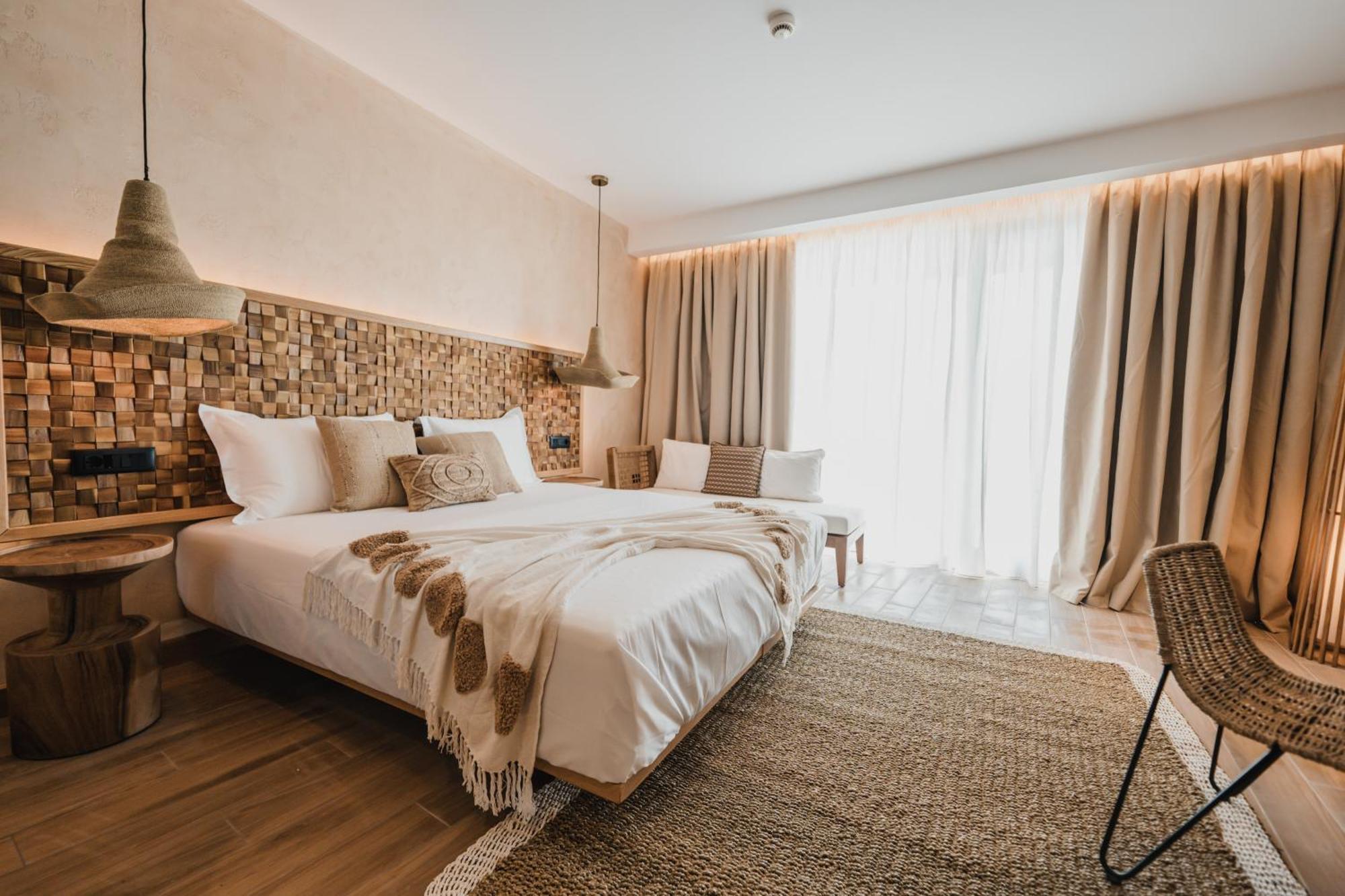 Lost Seaside Hotel Sarandë エクステリア 写真