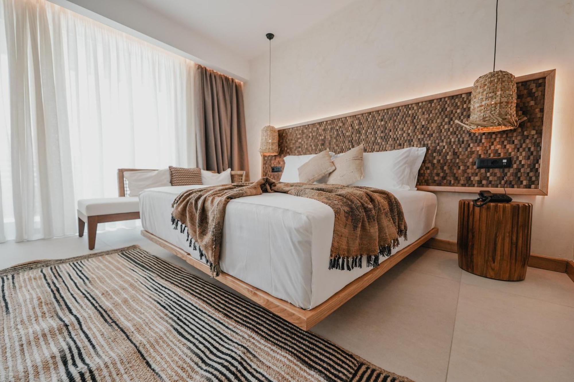 Lost Seaside Hotel Sarandë エクステリア 写真